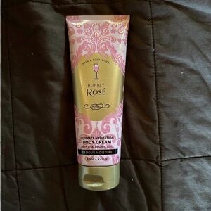 Bath & Body Works Bubbly Rosé Body Cream